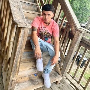 Meet your Posher, Brian